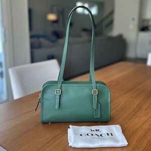 Coach Swing Zip in Green